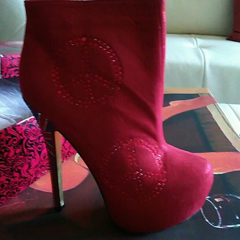 Booties - Picture 3 of 3