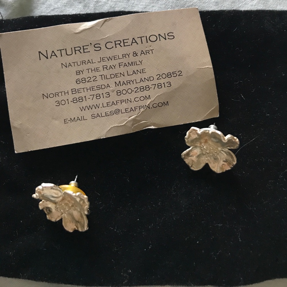 Dogwood Flower Earrings