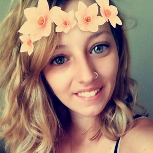 Meet your Posher, Destiny