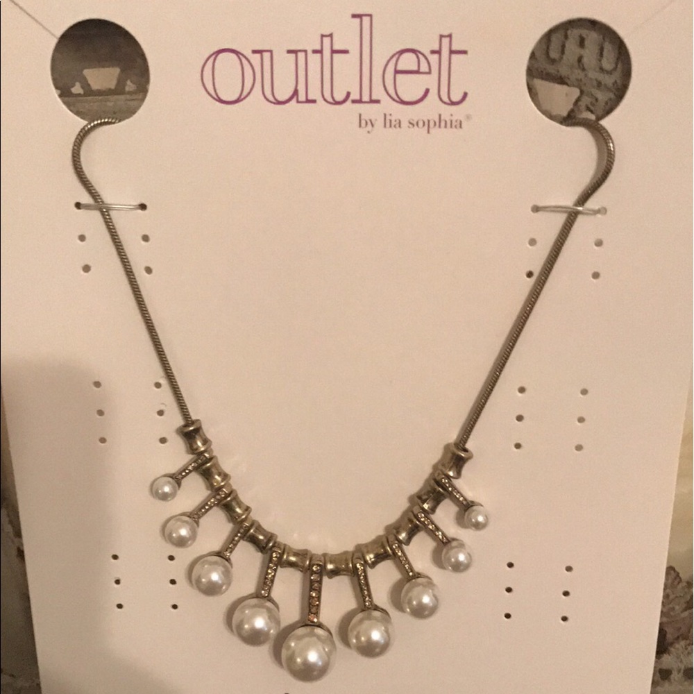 NWT Lia Sophia Necklace
