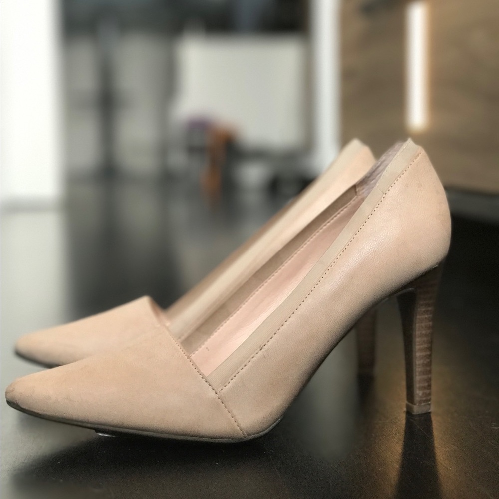 Franco Sarto Nude Pumps
