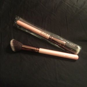 Luxie brushes