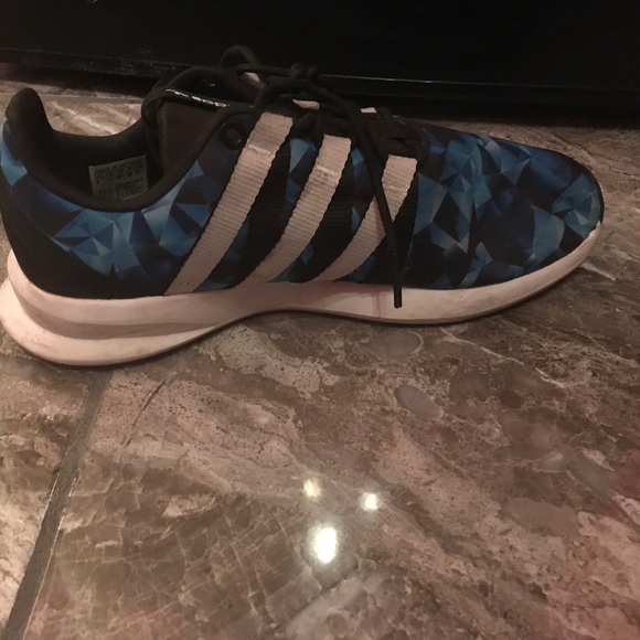Adidas - Picture 2 of 3