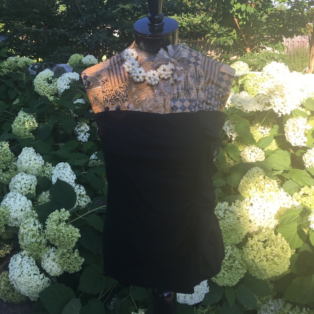 WHITE HOUSE BLACK MARKET black strapless top