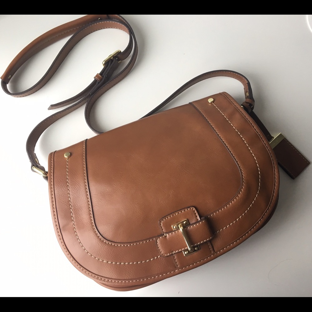 🔥SALE🔥🌟🆕🌟Classic crossbody bag💕 - Picture 1 of 3