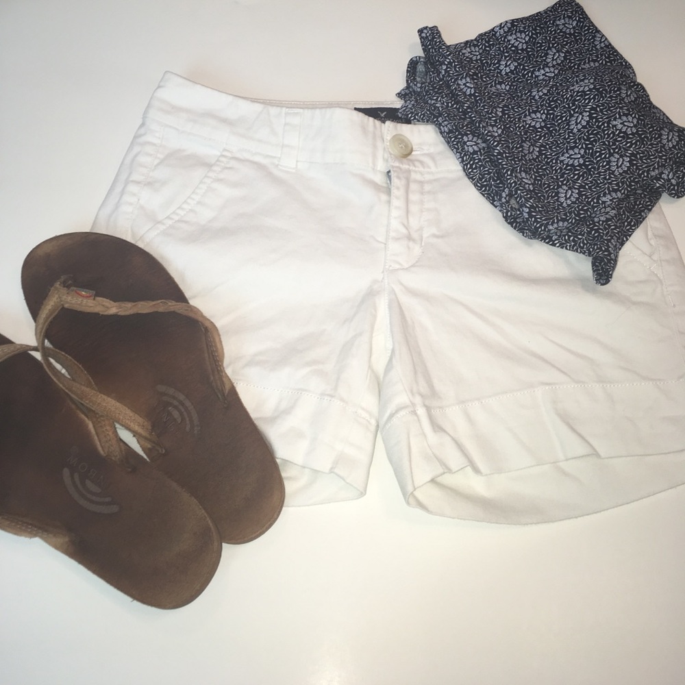 American Eagle White Midi Length Shorts