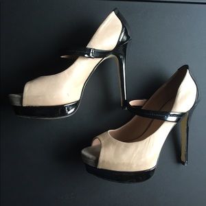 Open toe pumps