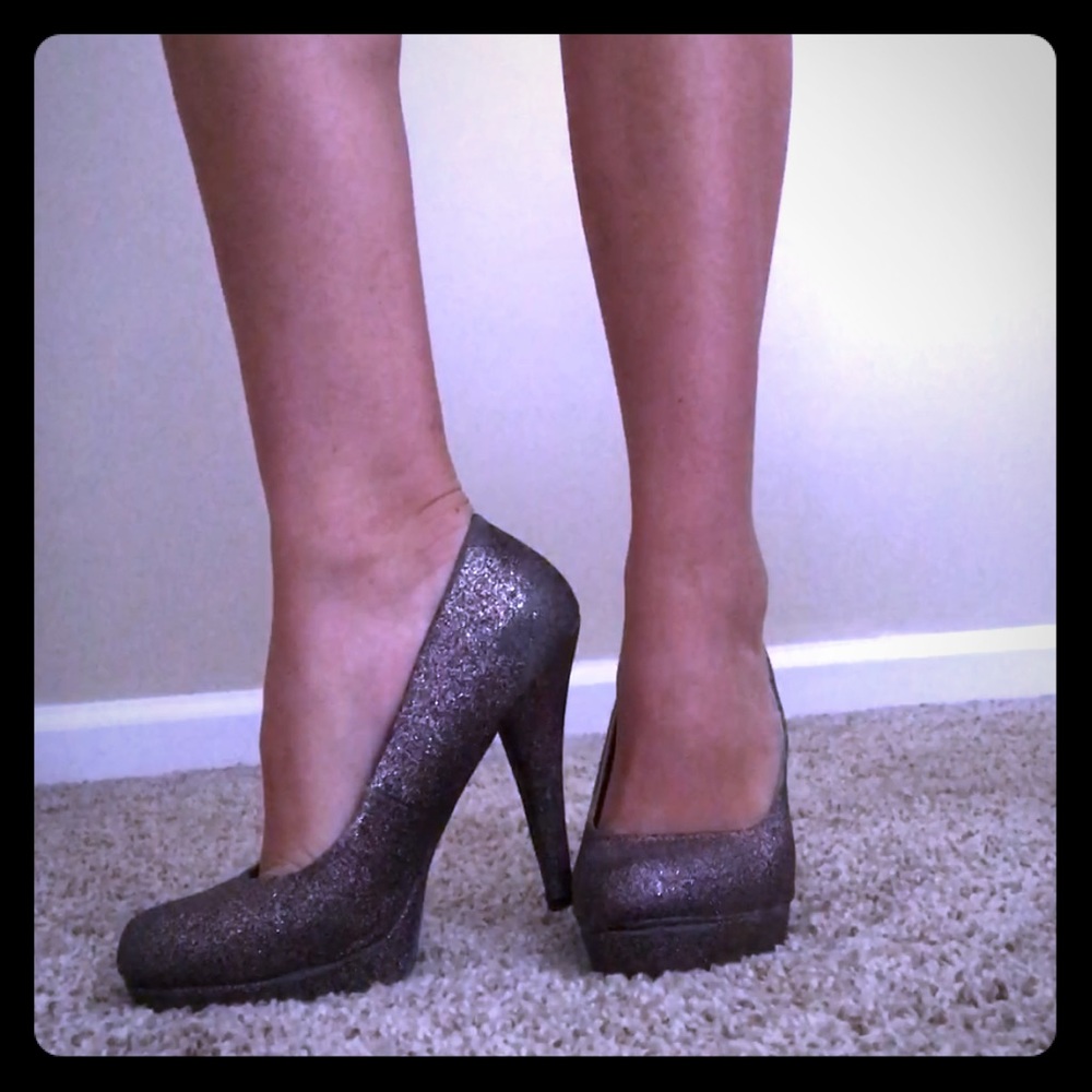 ✨Madden Girl Sparkly High Heels✨