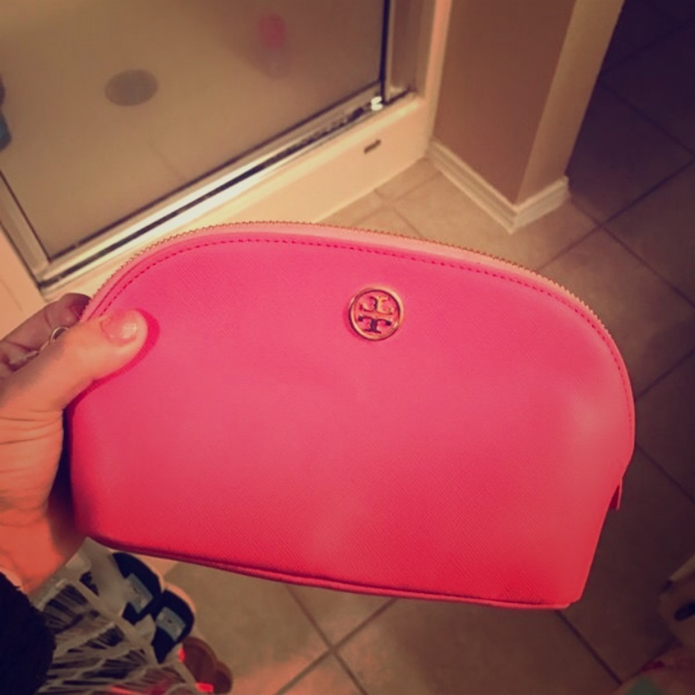 Pink Tory Butch Makeup Bag (Brand New w/tag)