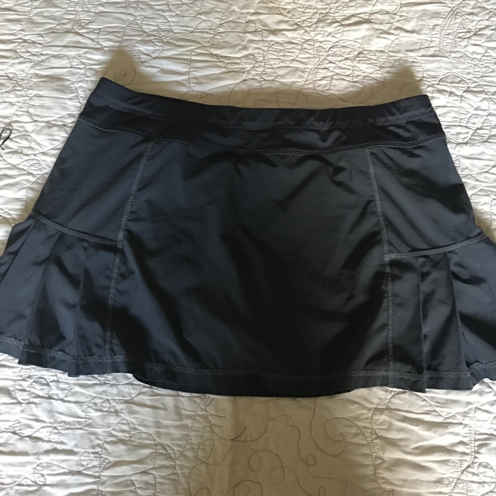 Athleta flutter skort gray XL