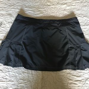 Athleta flutter skort gray XL