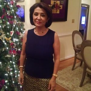 Meet your Posher, Roya