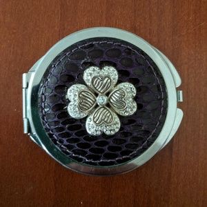 Brighton compact mirror