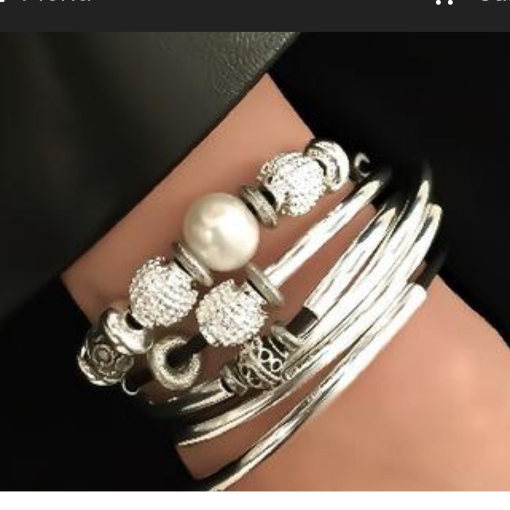 Brand new Lizzy James wrap bracelet