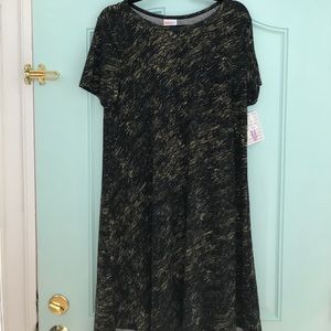 LuLaRoe camo Carly M NWT