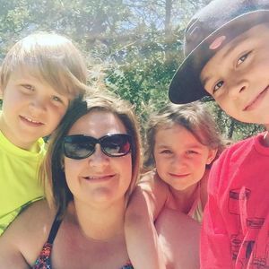 Meet your Posher, Loni