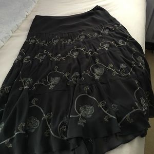 Rich grey embroidered skirt /Jones New York XL