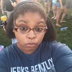 Meet your Posher, Zenaida