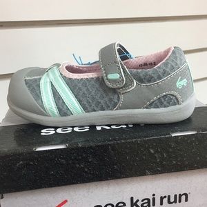 NWT Free Shipping Millennium Water Shoes