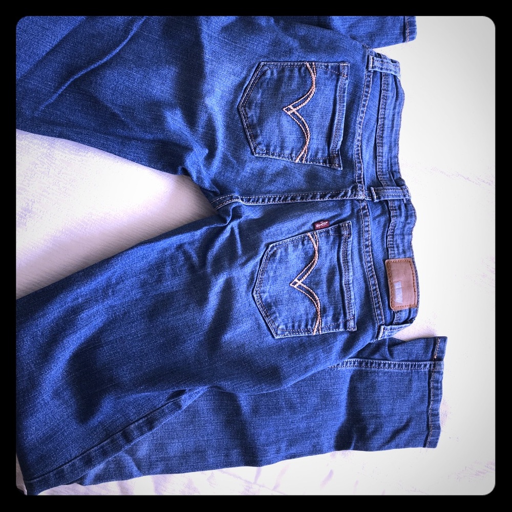 Low rise Levi's stretch jeans size 25