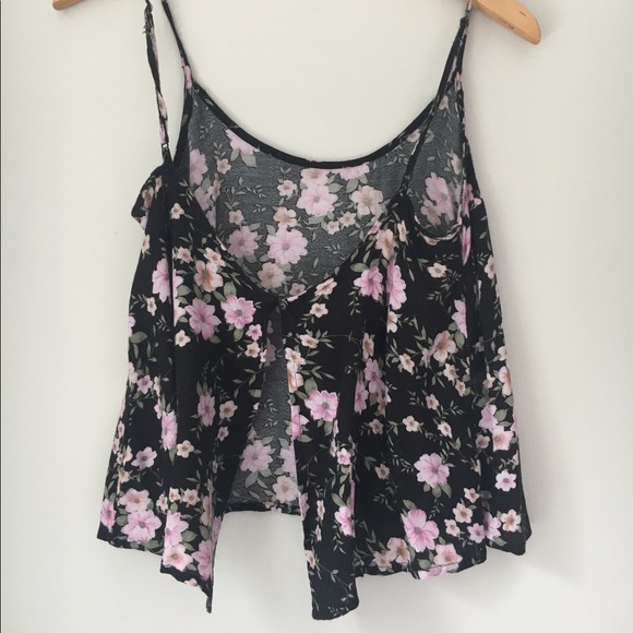 🎀American Eagle small flowered crop top - Picture 2 of 4