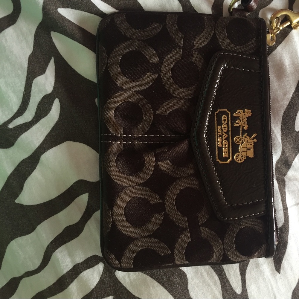 Authentic coach wristlet