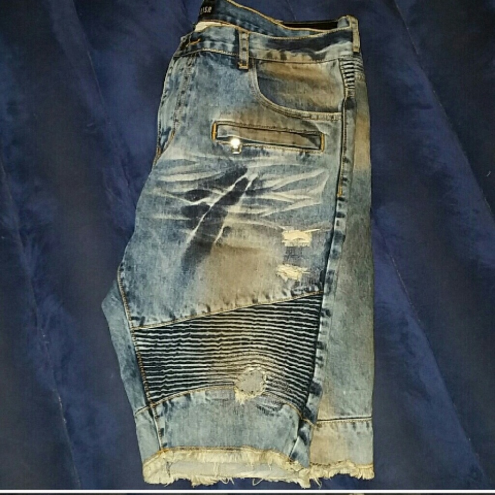 Mens distressed denim shorts