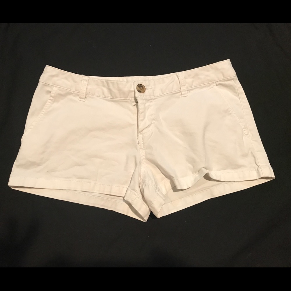 Mossimo shorts 15 in waist. EUC