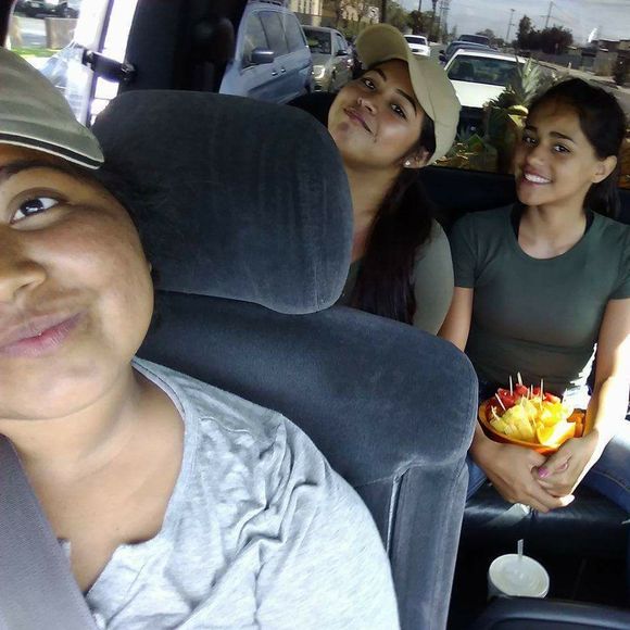 Meet your Posher, Lucia - Picture 1 of 1