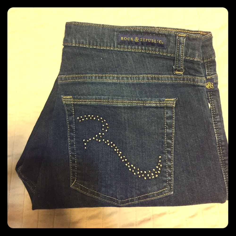 Stretchy skinny jeans.