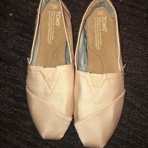 TOMS Ballet Flats