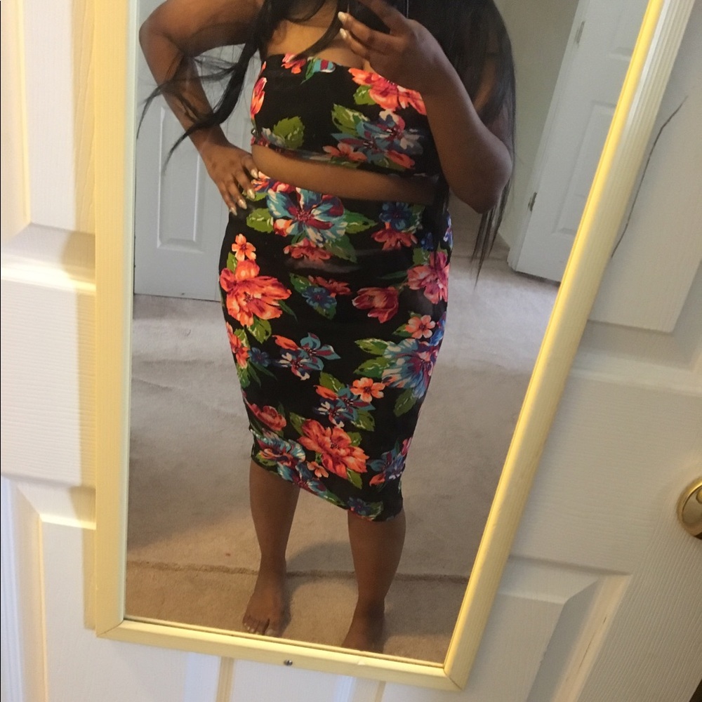 Floral two piece skirt set with bandeau top