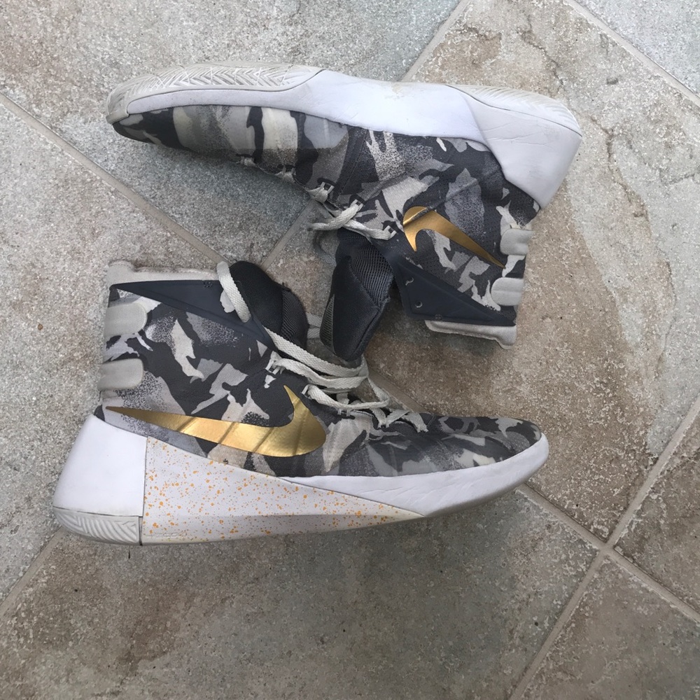 2016 Hyperdunk