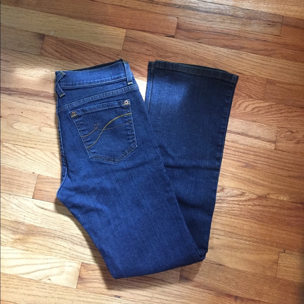 DKNy jeans size 6r