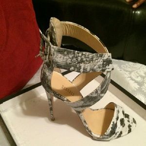 Barney's High Heels BNWT