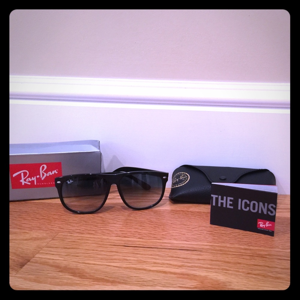 Ray ban sunglasses
