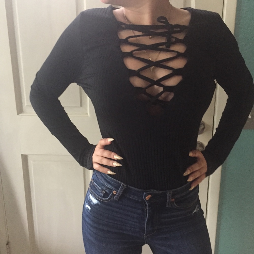 Misguided ribbed deep V bodysuit