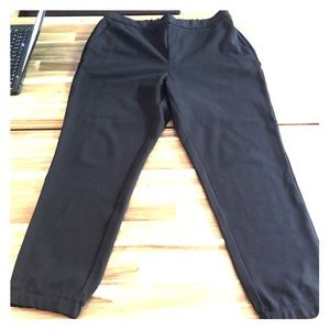 UNIQLO Women's Ponte Jogger - Never worn!