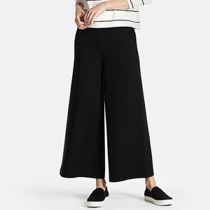 Uniqlo Milano Ribbed Wide Leg Pants size L EUC