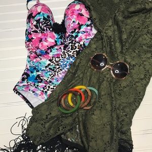SOLD-Lace kimono