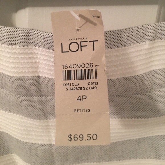 NWT Loft grey and white pencil skirt size 4 Petite - Picture 3 of 4