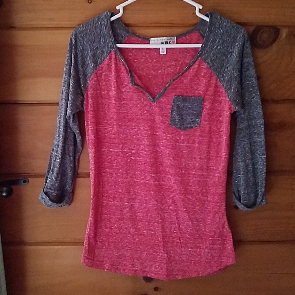 Gray and red baseball tee