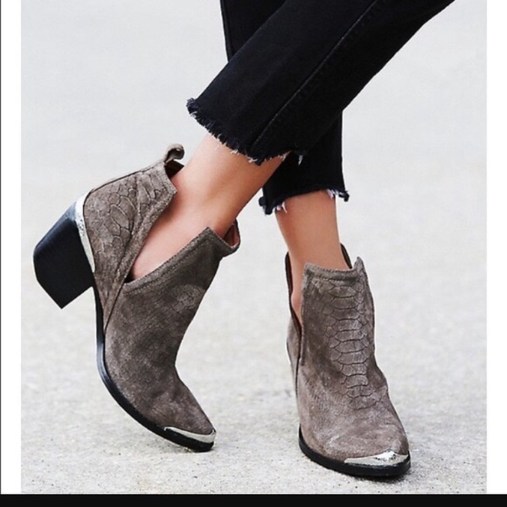 Jeffrey Campbell FreePeople Hunt the Plains bootie