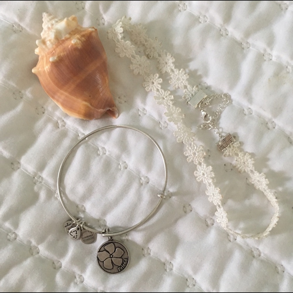 Original ALEX&ANI🌟Rafaelian Silver Friend Bangle