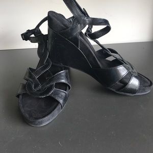 Aerosoles Strappy Wedge