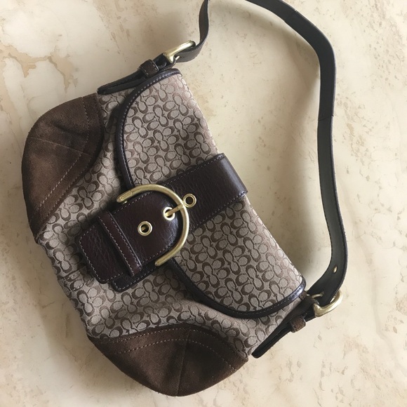 Authentic Coach Small Signature Purse - Picture 1 of 8