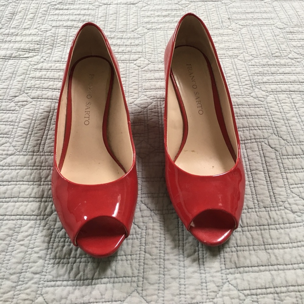 Size 8.5 Franco Sarto bright red peep toe mules
