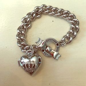 NWOT juicy bow toggle bracelet