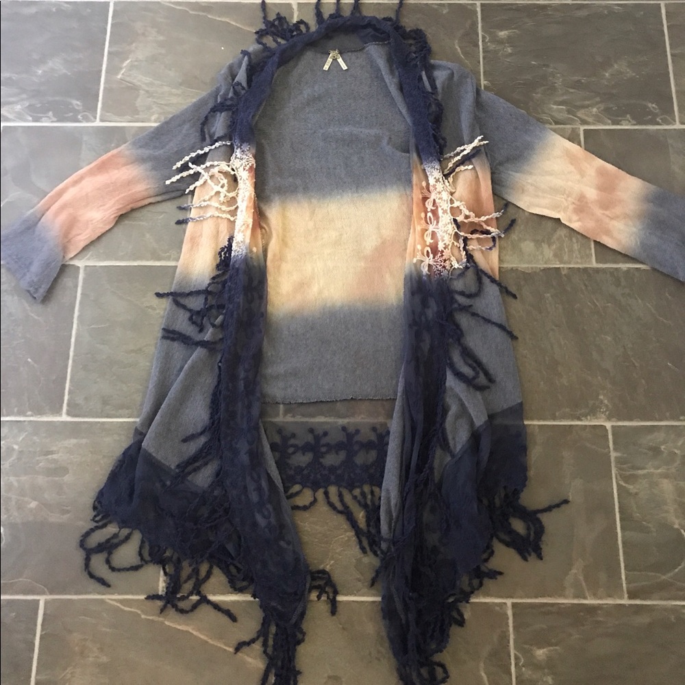 Gimmicks mesh and fridge over piece