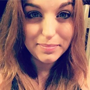 Meet your Posher, Vicky